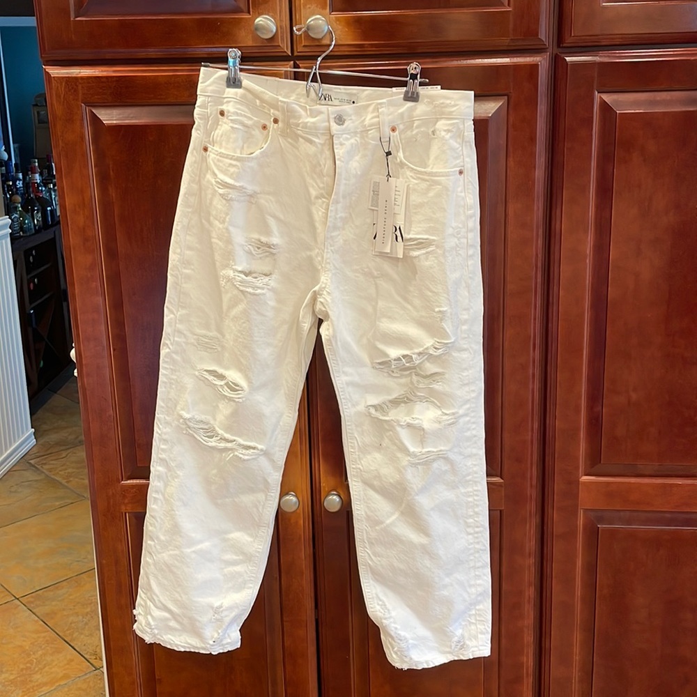 White Zara jeans “the pepper mom” straight leg mom jeans